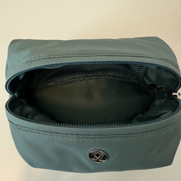 Lululemon Feeling Ready Mini Pouch - Tidewater Teal - Picture 2 of 8